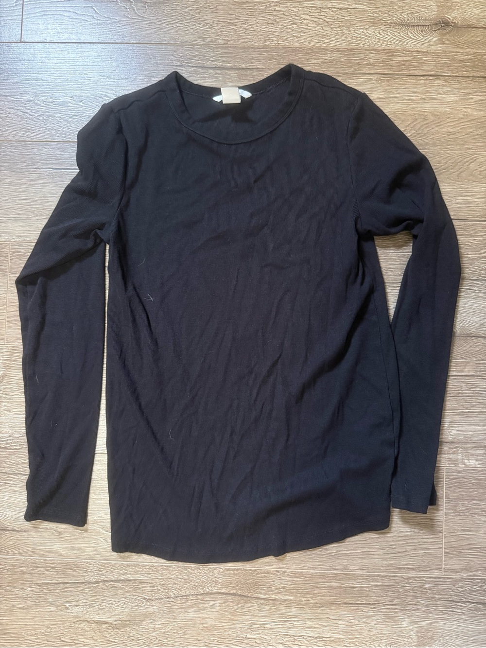 H&M Maternity Black Long Sleeve Crew Neck Top